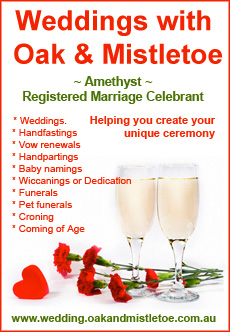 Weddings with Oak & Mistletoe